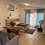 Siedlisko Konradowka בית חווה *